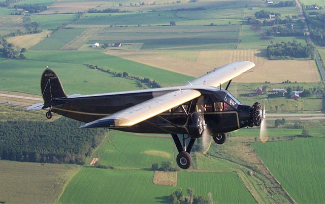 1931 Stinson Tri-Motor | Fantasy of Flight